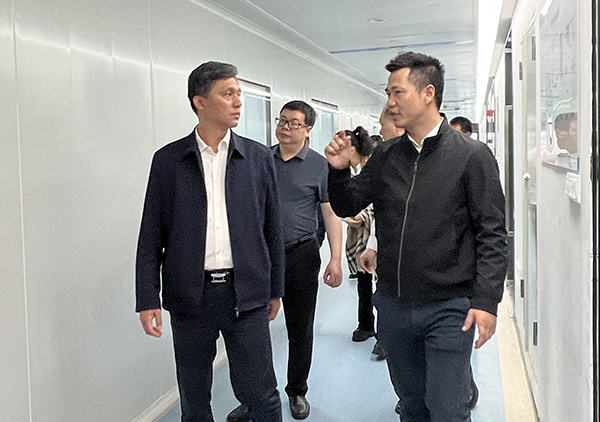 江西省赣州市人民政府邹治宇副市长一行到访广纳达康考察