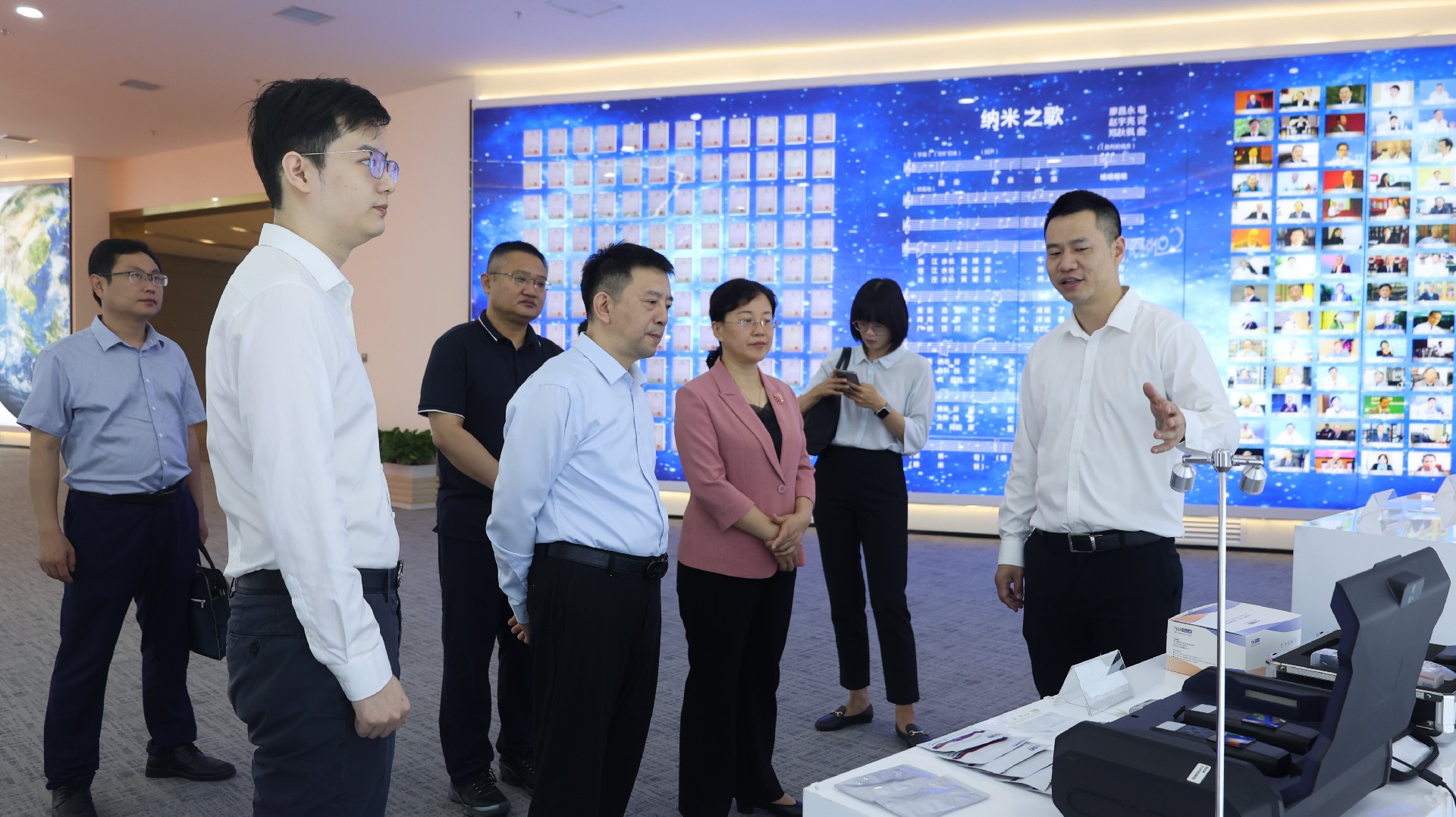 山东省滨州市人民政府毕志伟副市长一行到访广纳达康考察
